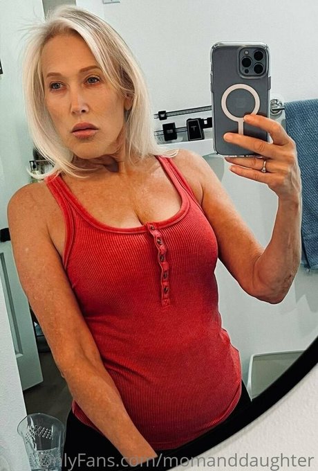 popular trans onlyfans sexy nudes pic