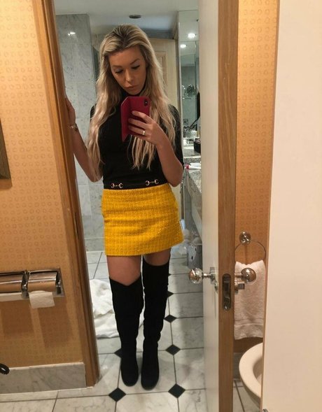 aubreykate top model image