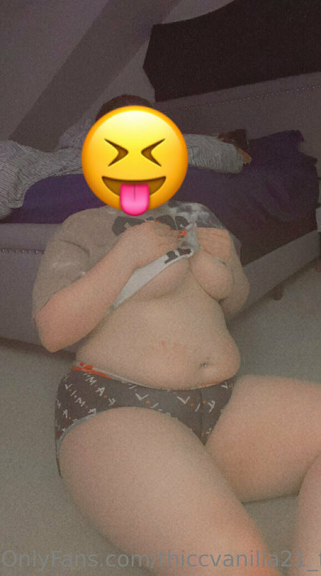 pregnant xxx onlyfans erotic photos