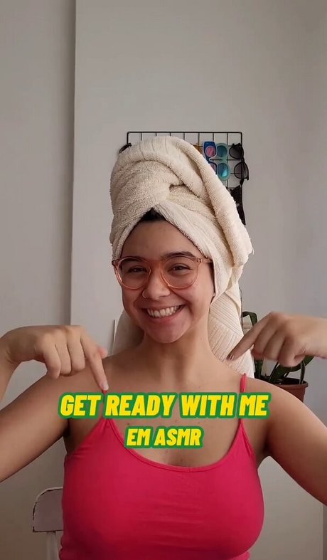 drag queen onlyfans nude picture