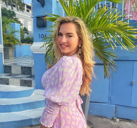 sister nude onlyfans pornographic pic