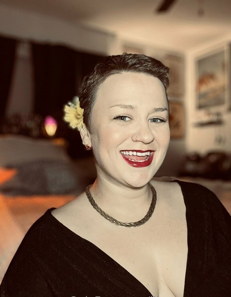 lilmspeggysue top actress gallery