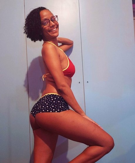 lisasubqueen hot pornstar galleries