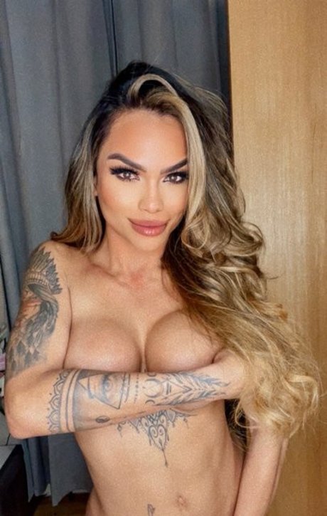 Nauana Lima pornstar high quality pics