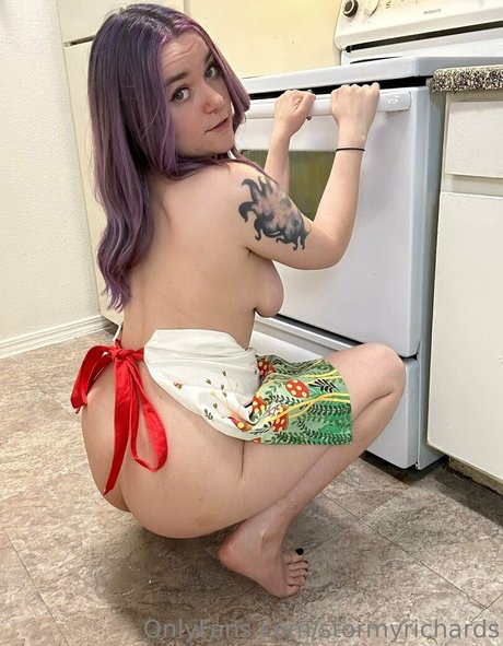 beautiful shemale onlyfans pornographic pic