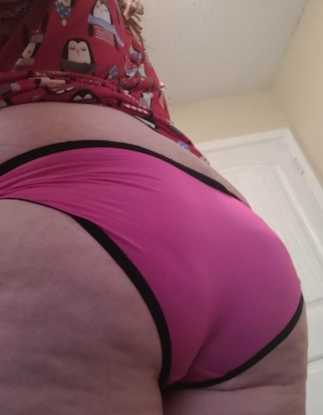 sexy brunette onlyfans adult image