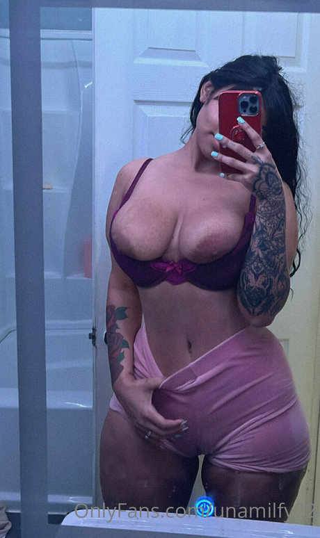 unamilfy22 pretty pornstar pics