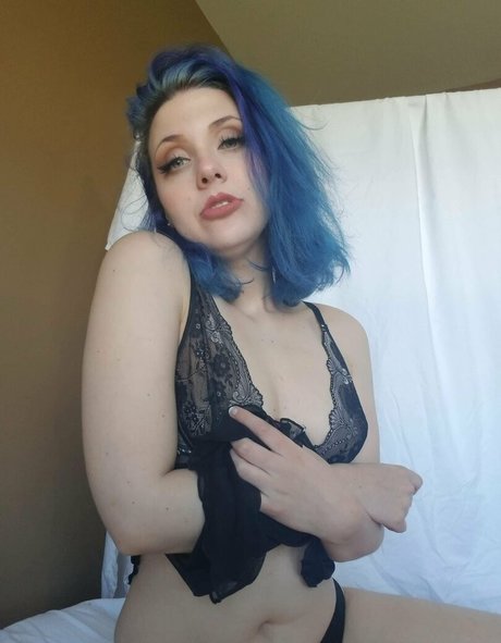 amateur mom onlyfans beautiful nude picture