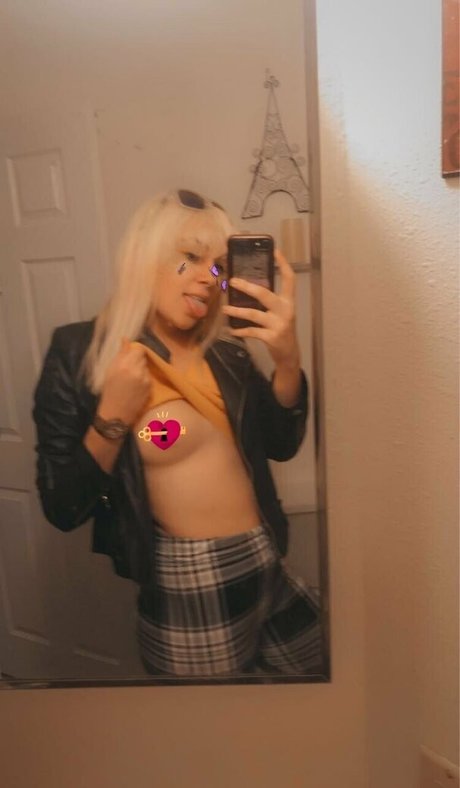 blonde cum onlyfans xxx picture