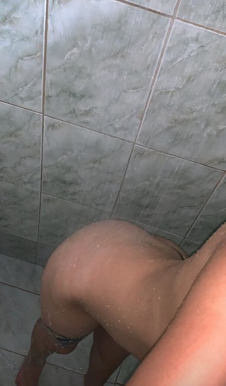 isaaszx pornstar pretty img