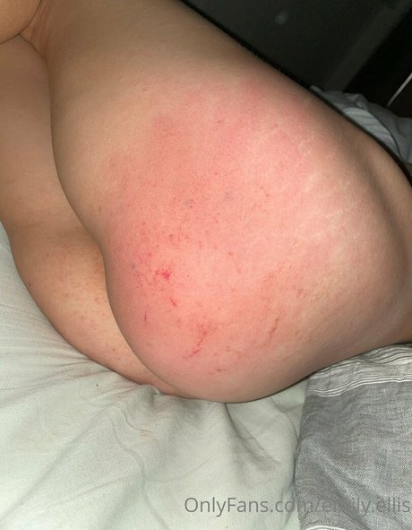 emily kat nice star photo