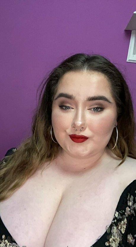 gloryhole princess onlyfans pornographic photo
