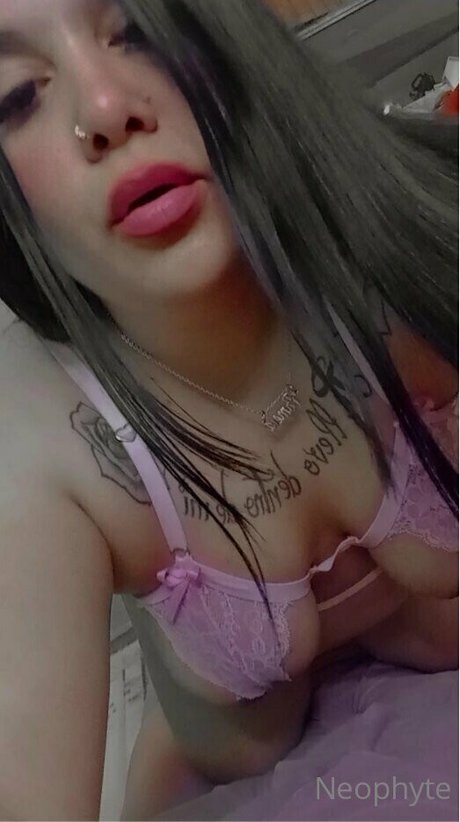 bisexual onlyfans hd pic