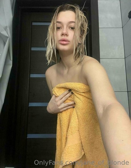 jane of blonde xxx star picture