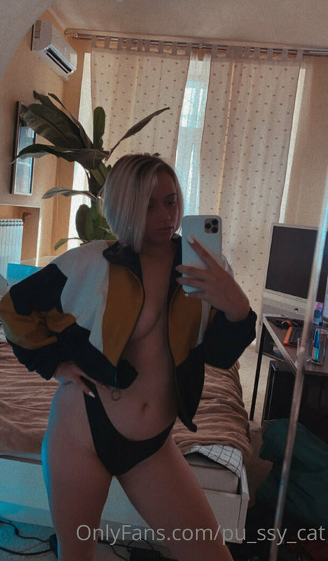 jane of blonde profile pic