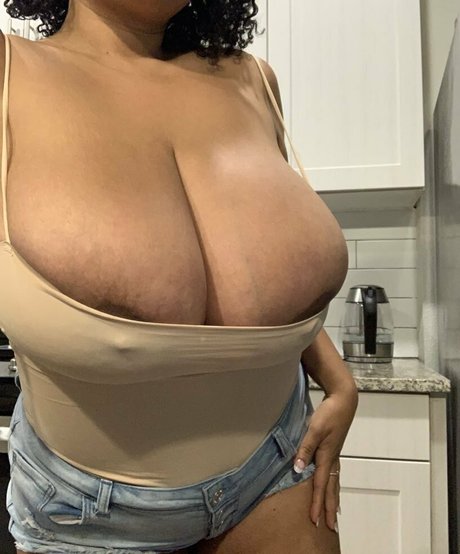 lailathebrat2 nudes model gallery