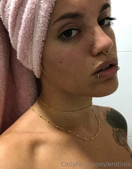 erotiniii perfect star picture