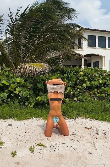 xxxvanessaxxxfree nudes pornstar image