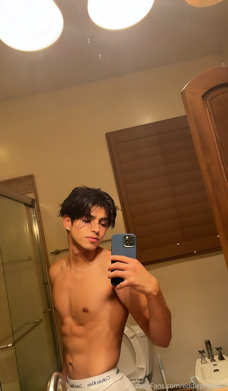 evillxe naked model pictures