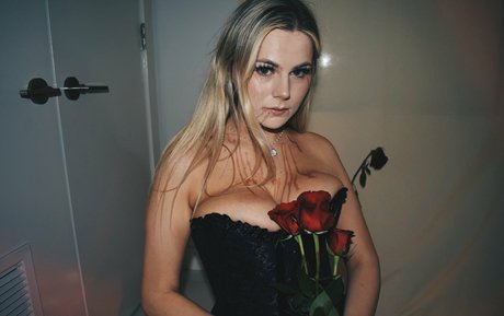 amateur milf onlyfans free nude gallery