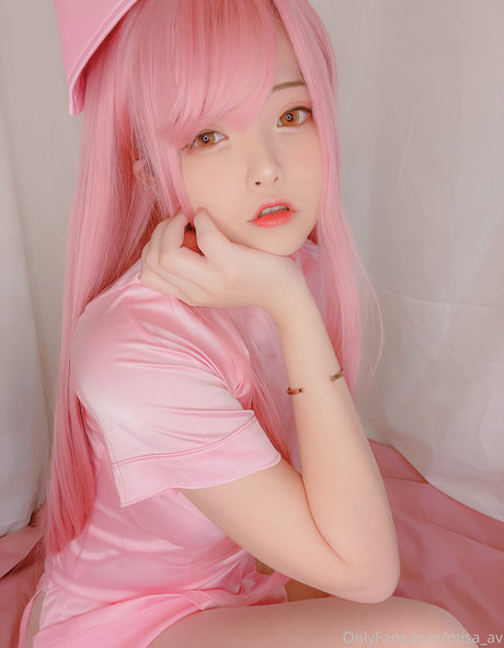 hanging tits onlyfans nude images