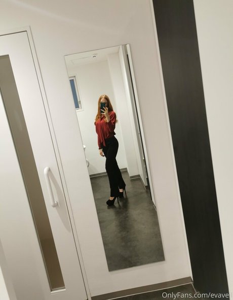 shemale masturbation onlyfans beautiful porn picture