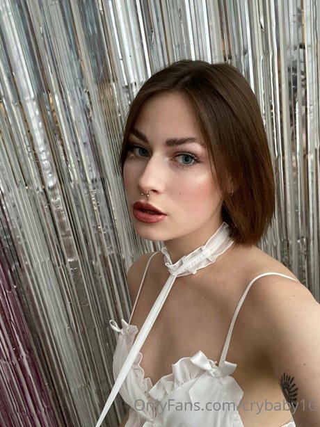 crybaby16 profile pic