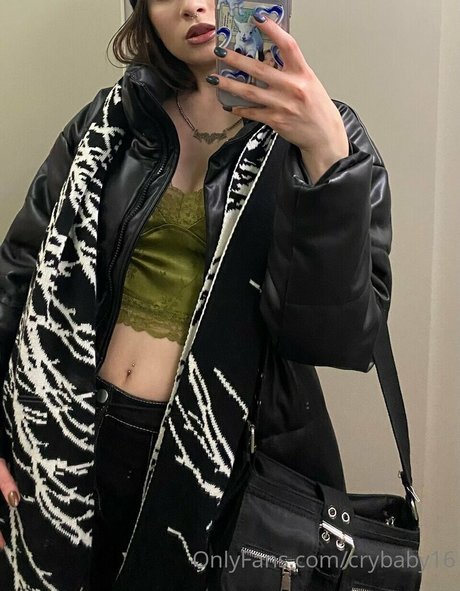 crybaby16 hot pornstar galleries