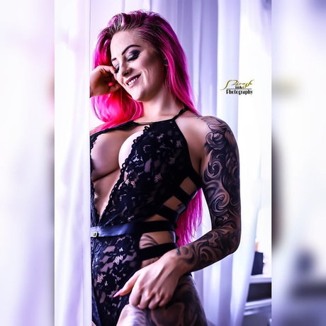 Pia Sativa pornstar sex image