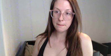 arab wife onlyfans adult images