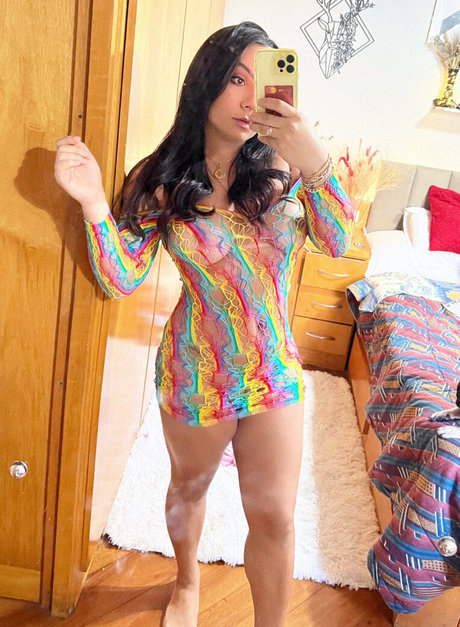 Rafaella Mendez naked star archive