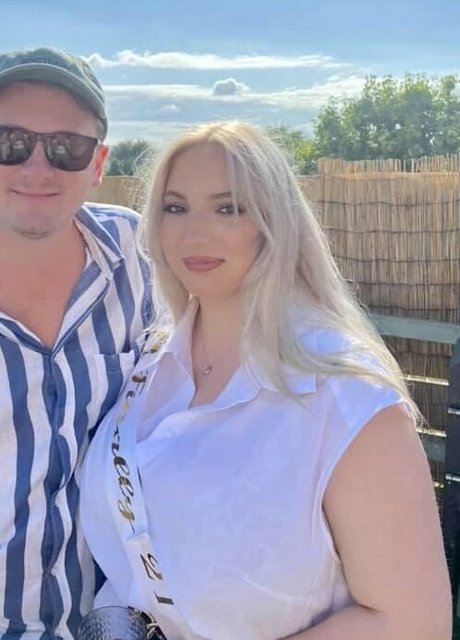 blonde young onlyfans exclusive img