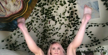 housewife onlyfans perfect photos