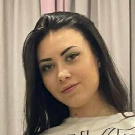 petite teen onlyfans nudes images