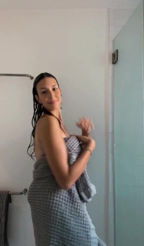 hairy asian pussy onlyfans hot nude pics