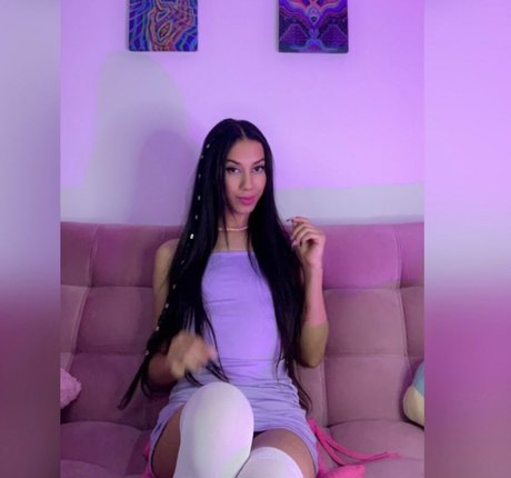 Karoll Valencia model nice images