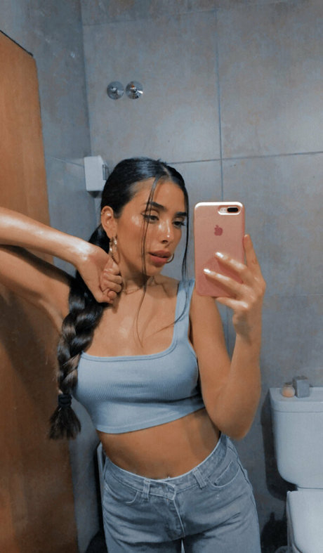 ninalatinaaa nude actress pictures