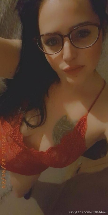 Cjay Natalie art model pic