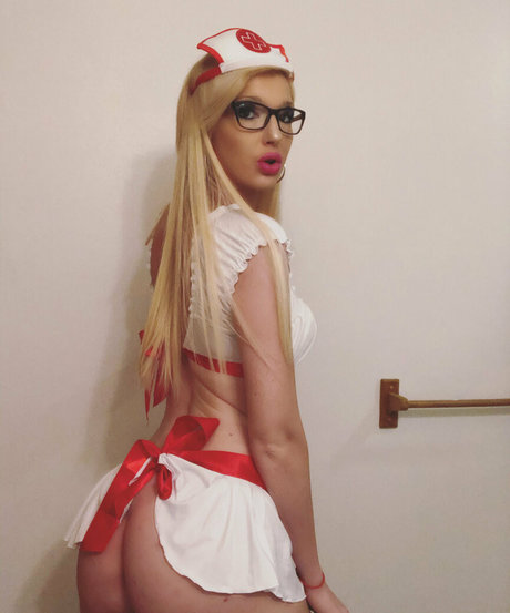 blonde midget onlyfans sexy naked picture