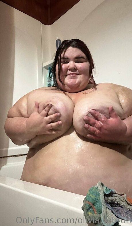 olivia lebrun model top pic