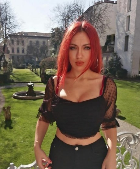 Martina Amoro nude actress image