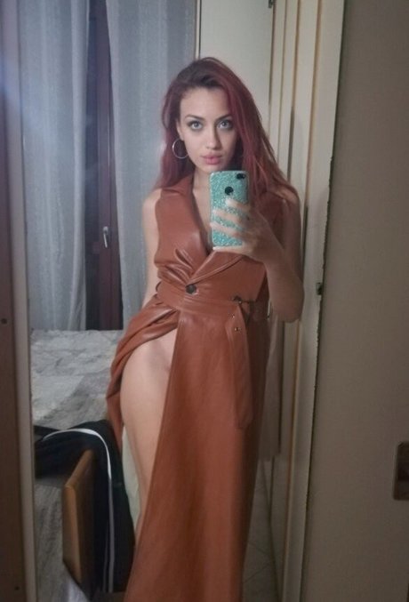 Martina Amoro model nudes image