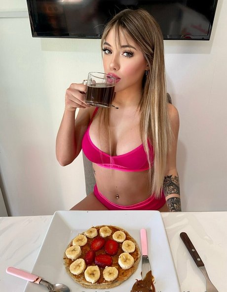 jennifer foxx star nice photo