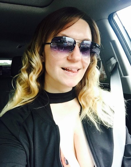 baseballchickie star nude galleries