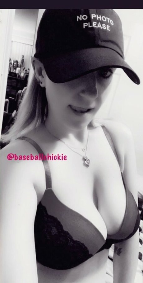 baseballchickie pornstar naked gallery