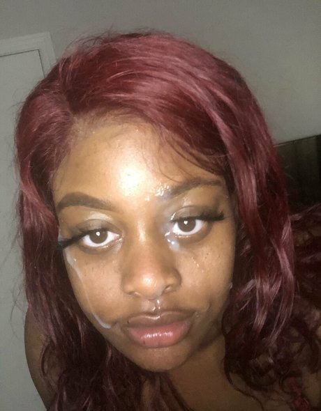 itsjuicytee exclusive star pics