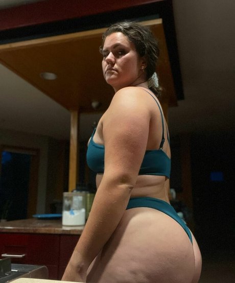 ohyouknowta pornographic actress photo