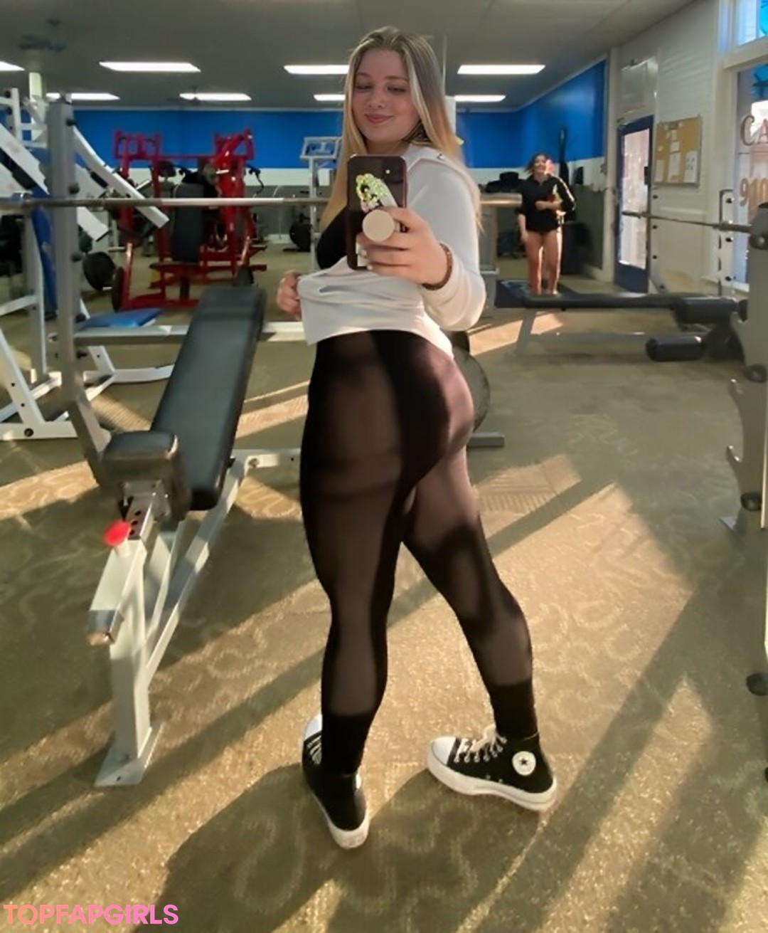 Halohailsangel star adult pic