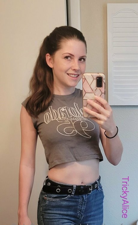 trickyalice free model sexy image