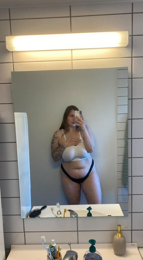 glamour onlyfans hot nude picture